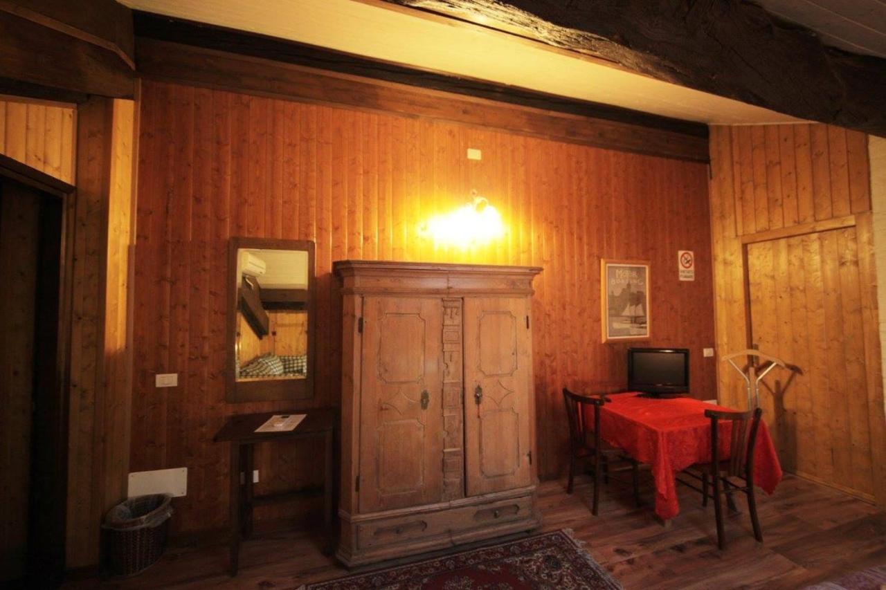 Antica Corte Milanese 3*